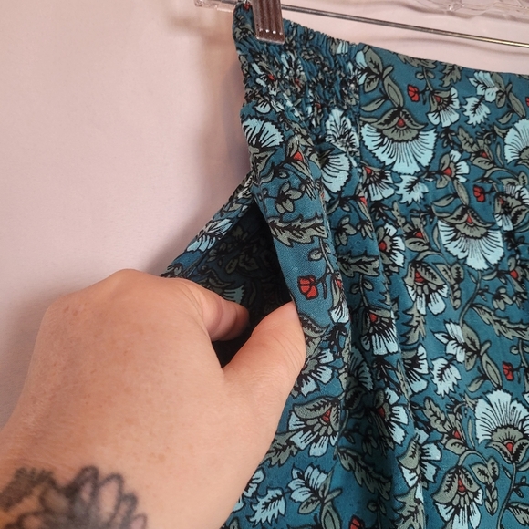 NWT Band of the Free Elise Teal Floral Wide Leg Pullon Pants Women's Size Small - Picture 4 of 10